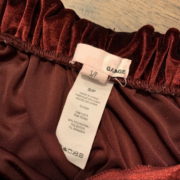 Burgundy/Maroon Velvet Garage Skirt (size small) - Picture 5 of 5